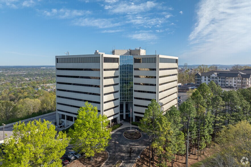 More Photos Of 600 Beacon Pkwy W, Birmingham Medical For Lease