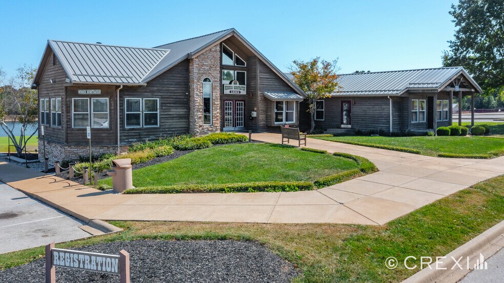 Primary Photo Of 4800 US Highway 67, De Soto Hospitality For Sale