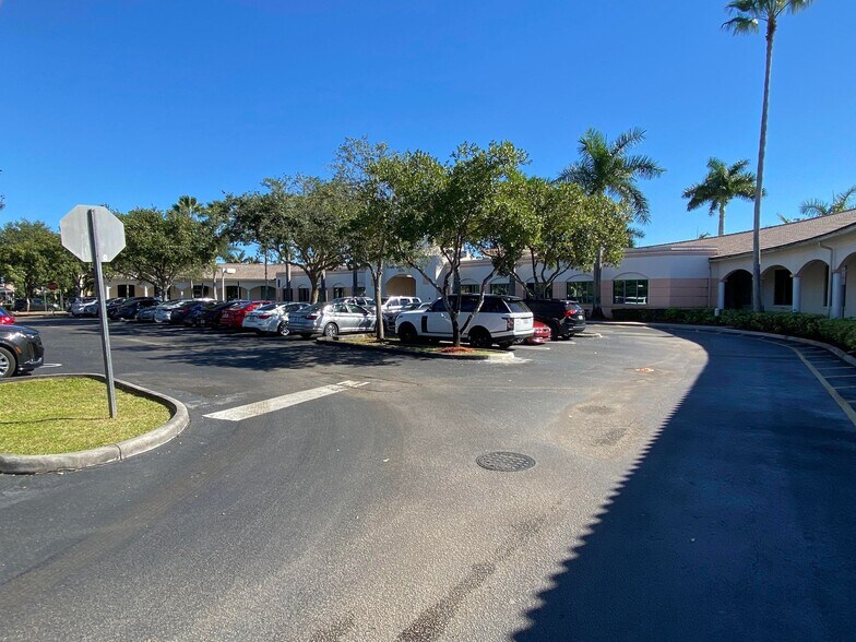 Primary Photo Of 2525 Embassy Dr S, Cooper City Office For Lease