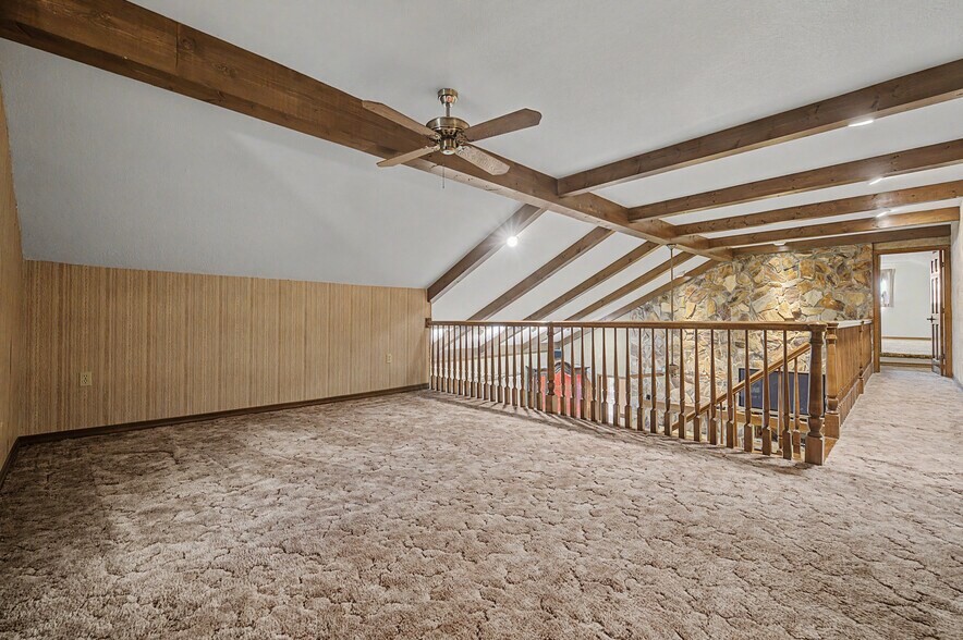 More Photos Of 2160 Laurence Dr, Clearwater Office For Sale
