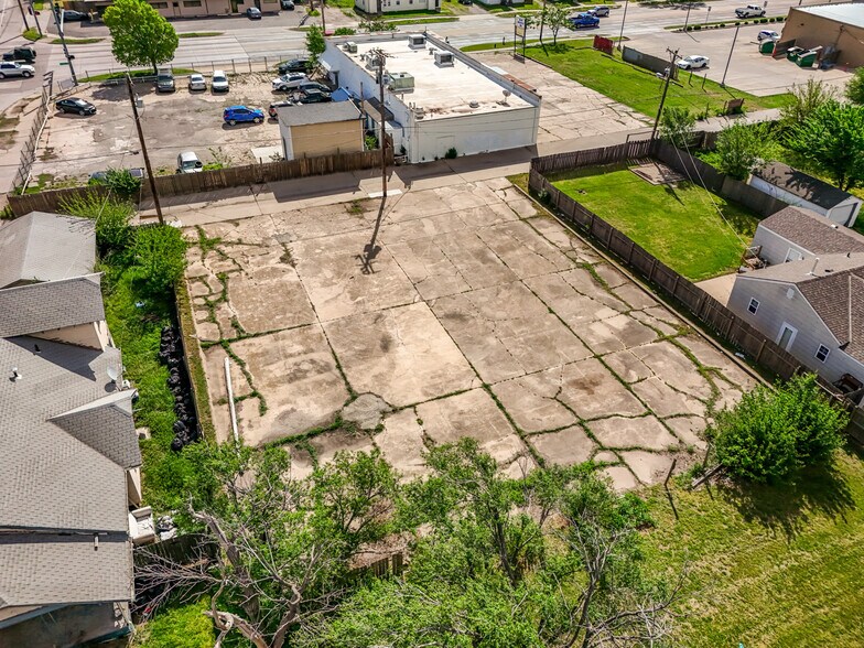More Photos Of 1015 S Meridian Ave, Wichita Auto Repair For Sale