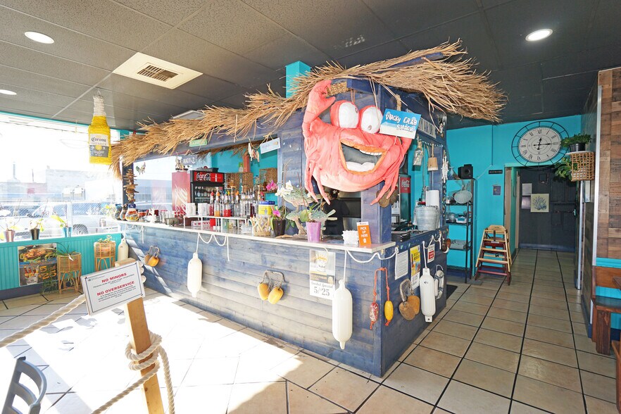 More Photos Of 306 S 1st St, Yakima Restaurant For Sale
