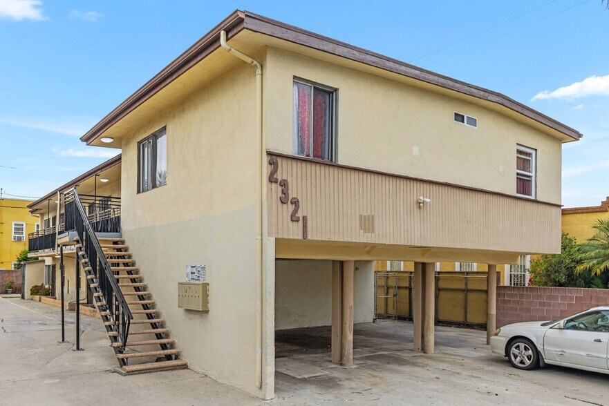 Primary Photo Of 2321 3rd Ave, Los Angeles Apartments For Sale