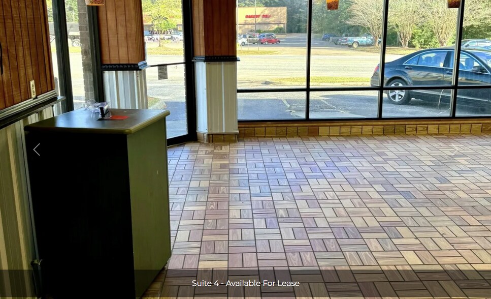 More Photos Of 1390 S Forest Ave, Luverne General Retail For Lease