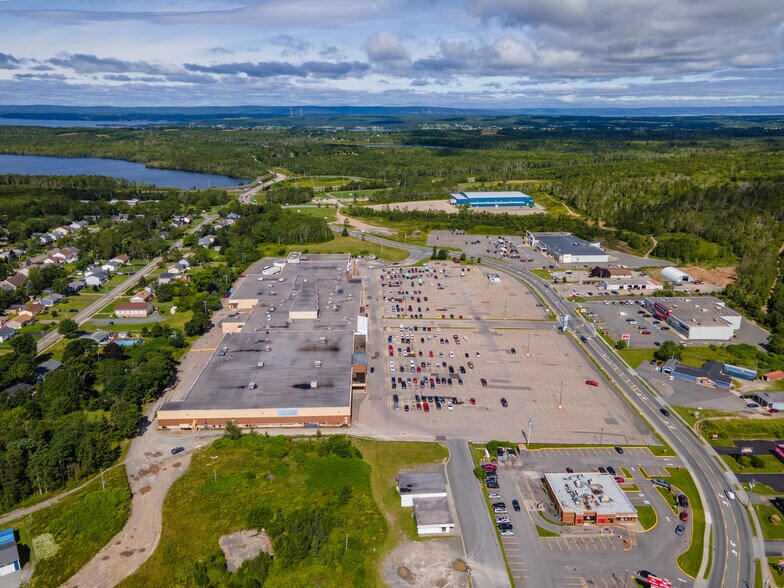 More Photos Of 116 King St, Cape Breton Freestanding For Lease