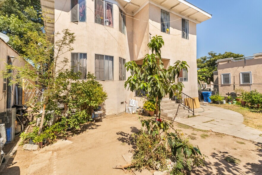 More Photos Of 1627 S Burlington Ave, Los Angeles Apartments For Sale