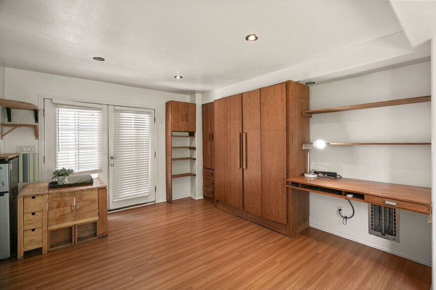 More Photos Of 2142 Baxter St, Los Angeles Apartments For Sale
