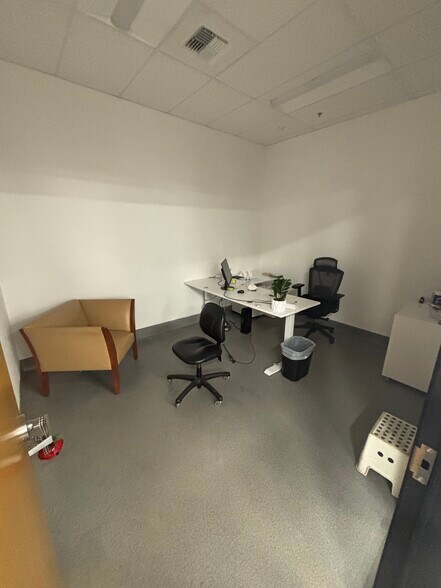 More Photos Of 1325 E El Segundo Blvd, El Segundo Food Processing For Lease