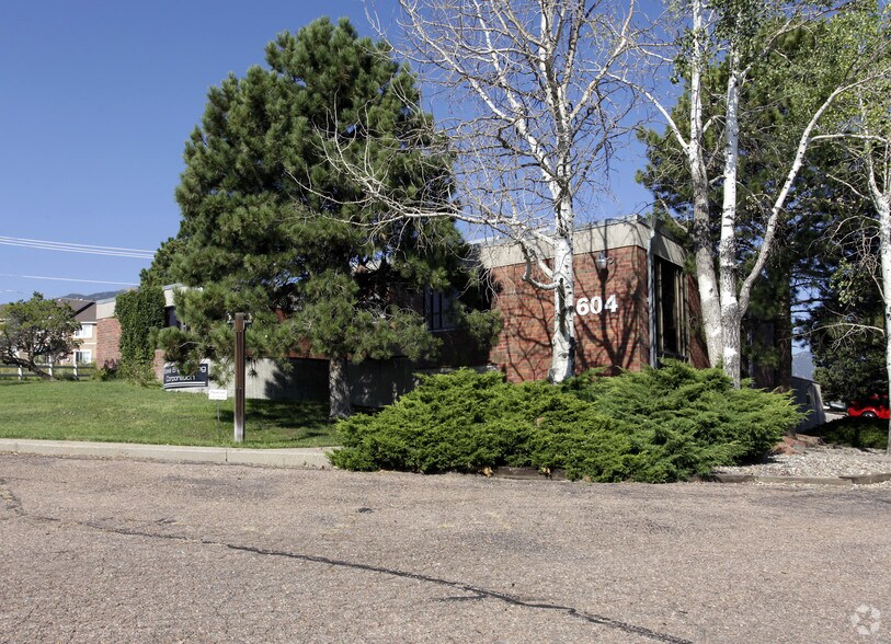 More Photos Of 1604 S 21st St, Colorado Springs Office For Sale
