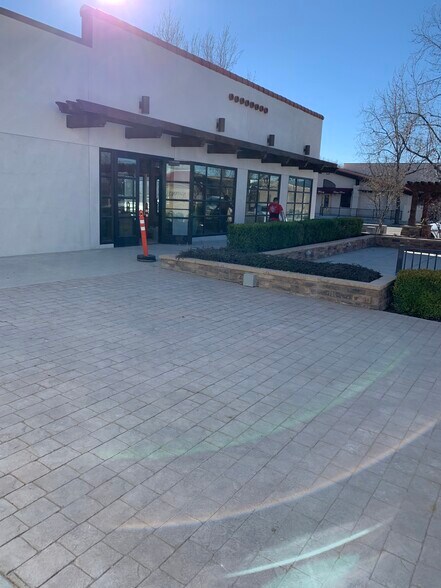 More Photos Of 122 S Green St, Tehachapi Coworking Space