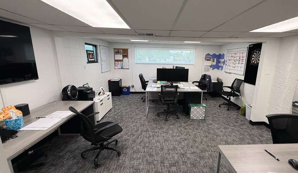 More Photos Of 4112 E Indian School Rd, Phoenix Flex For Sale