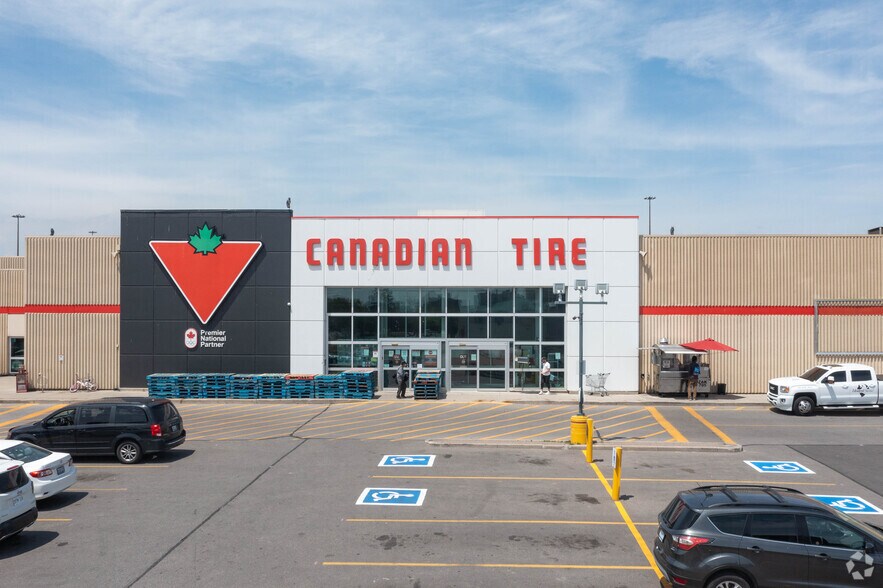 More Photos Of 2625 Weston Rd, Toronto Unknown For Lease