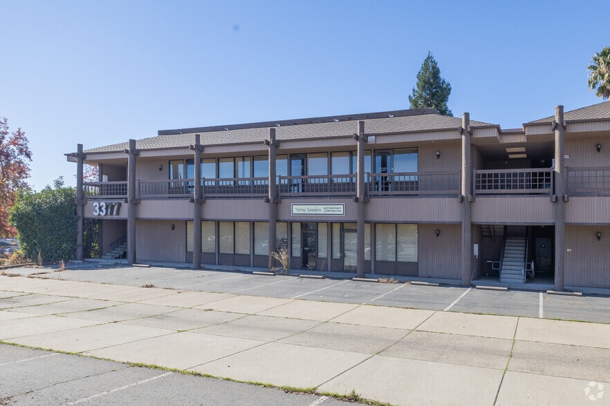 More Photos Of 3371-3377 Coach Ln, Cameron Park Office For Sale