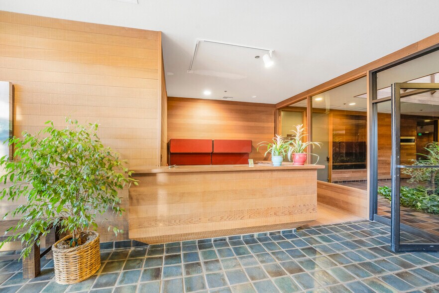 More Photos Of 2029 Village Ln, Solvang Medical For Sale