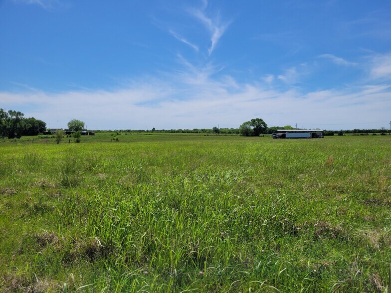 More Photos Of 110 Private Road 7316, Clarksville Land For Sale