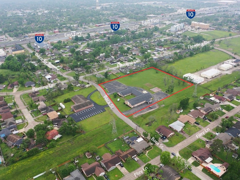 More Photos Of 618 Baca St, Houston Religious Facility For Sale