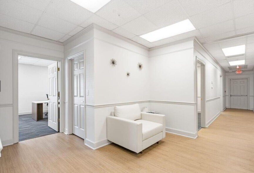 More Photos Of 2822 Hillcreek Dr, Augusta Medical For Sale