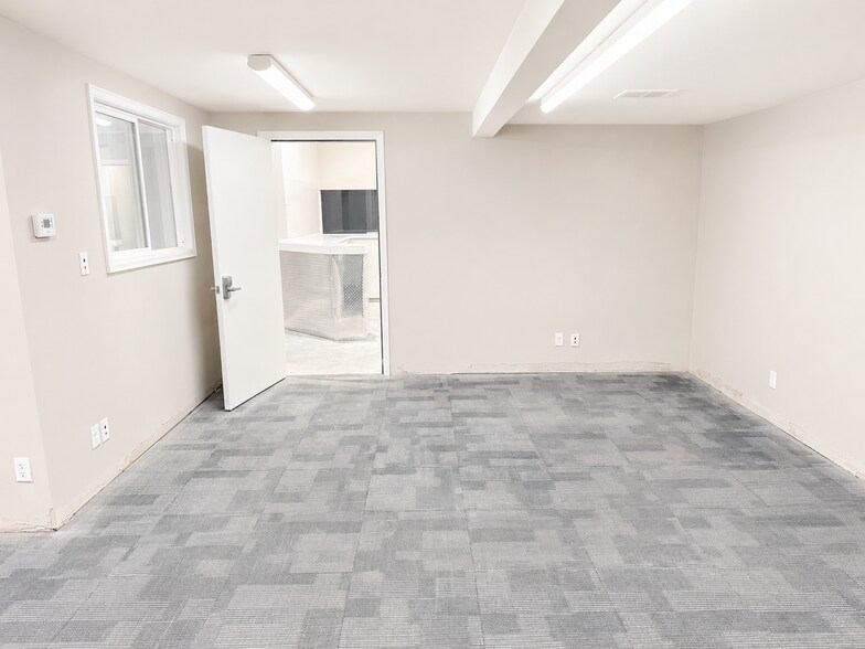 More Photos Of 622 W 1st St, Julesburg Auto Dealership For Sale