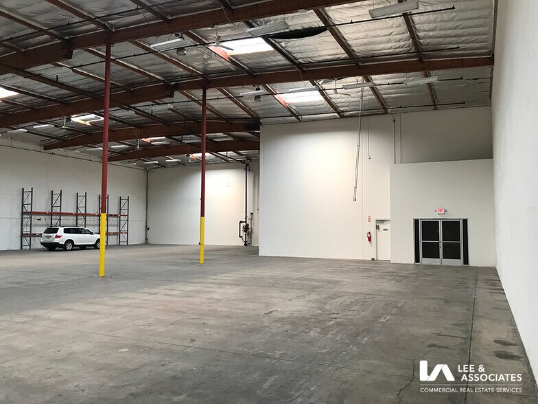 More Photos Of 3430 E Airport Way, Long Beach Warehouse For Lease