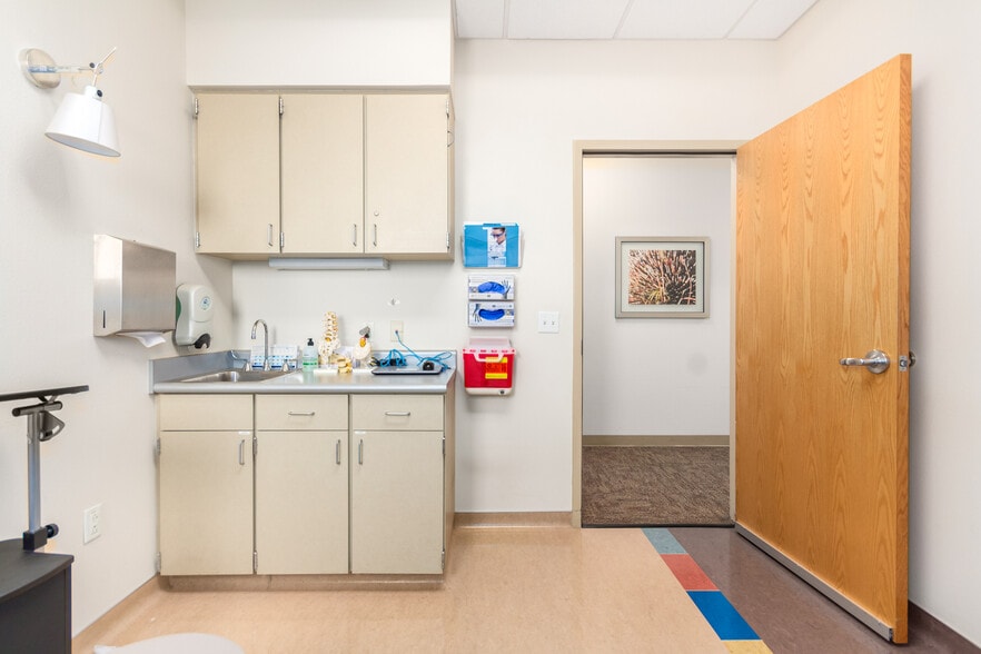 More Photos Of 3090 N 3rd Ave, Phoenix Medical For Sale