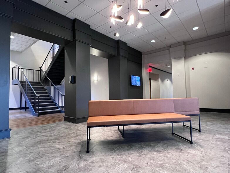More Photos Of 235 Promenade St, Providence Office For Lease