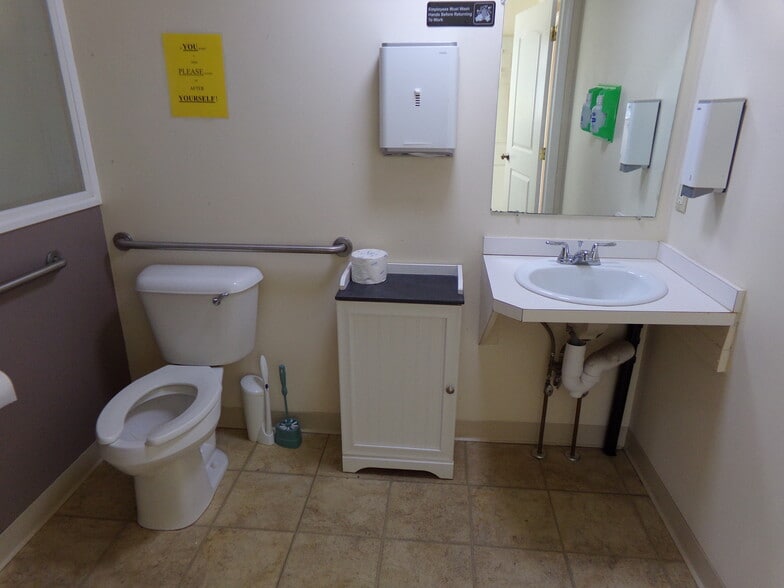 More Photos Of 721 Lincoln Way E, Massillon Office Residential For Sale