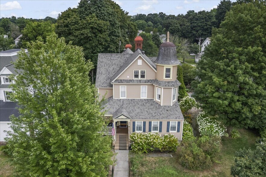 Primary Photo Of 153 Bay St, Glens Falls Hospitality For Sale