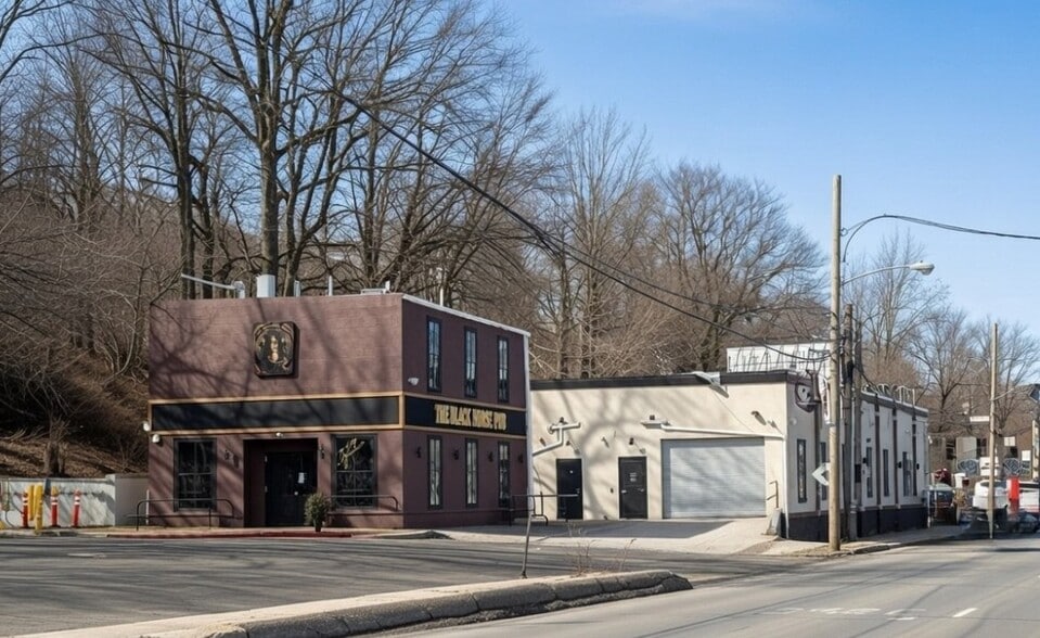 Primary Photo Of 660 Tonnele Ave, Jersey City Showroom For Sale