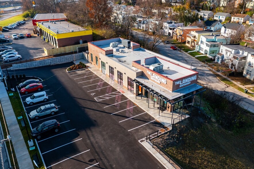 More Photos Of 4029 Smith Rd, Cincinnati Freestanding For Sale