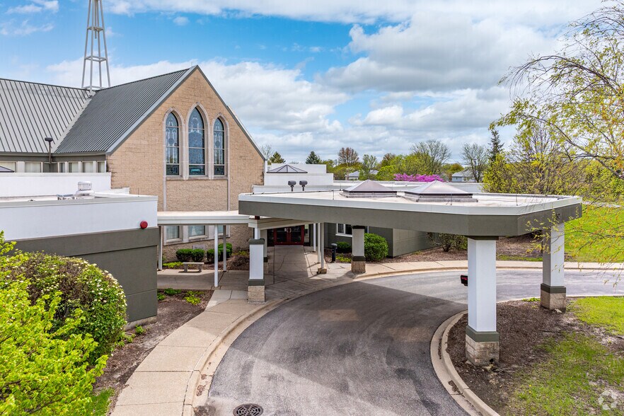 Primary Photo Of 1852 95th St, Naperville Religious Facility For Sale