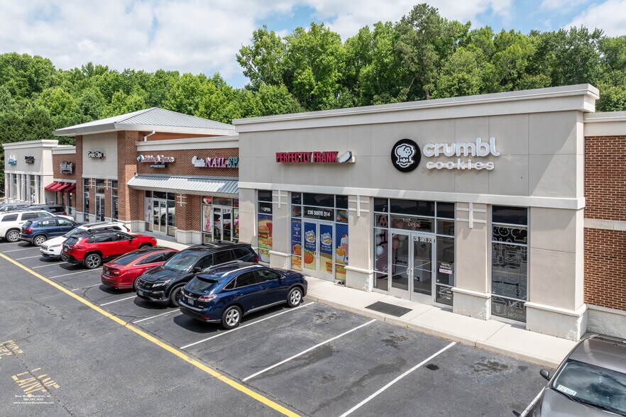 Primary Photo Of 236 Carmichael Way, Chesapeake General Retail For Lease