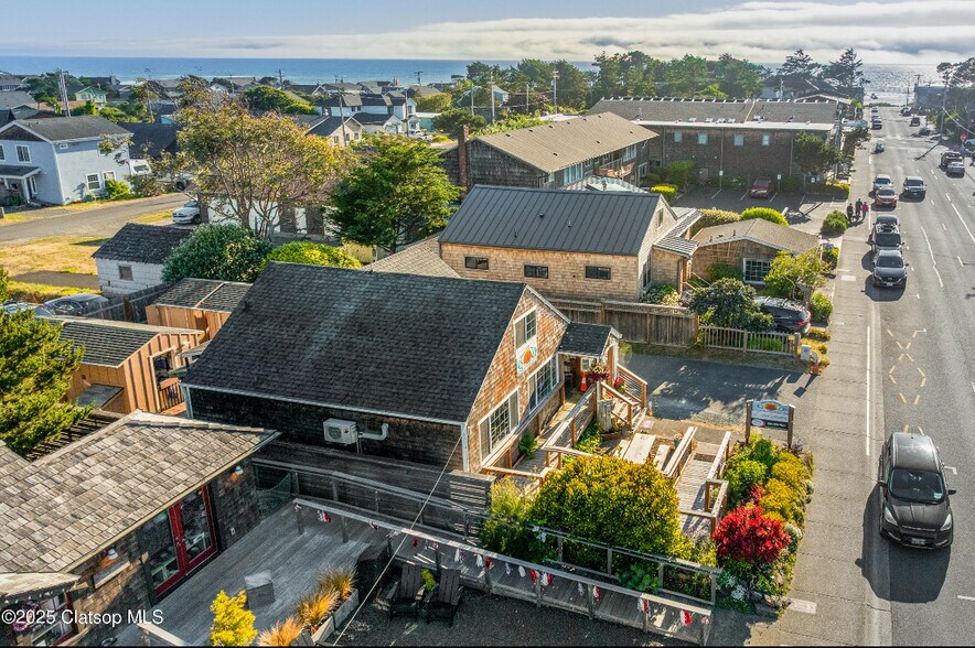 More Photos Of 186 Laneda Ave, Manzanita Storefront Retail Office For Sale