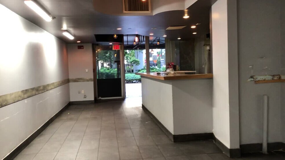 More Photos Of 1057 Brickell Plz, Miami Apartments For Lease