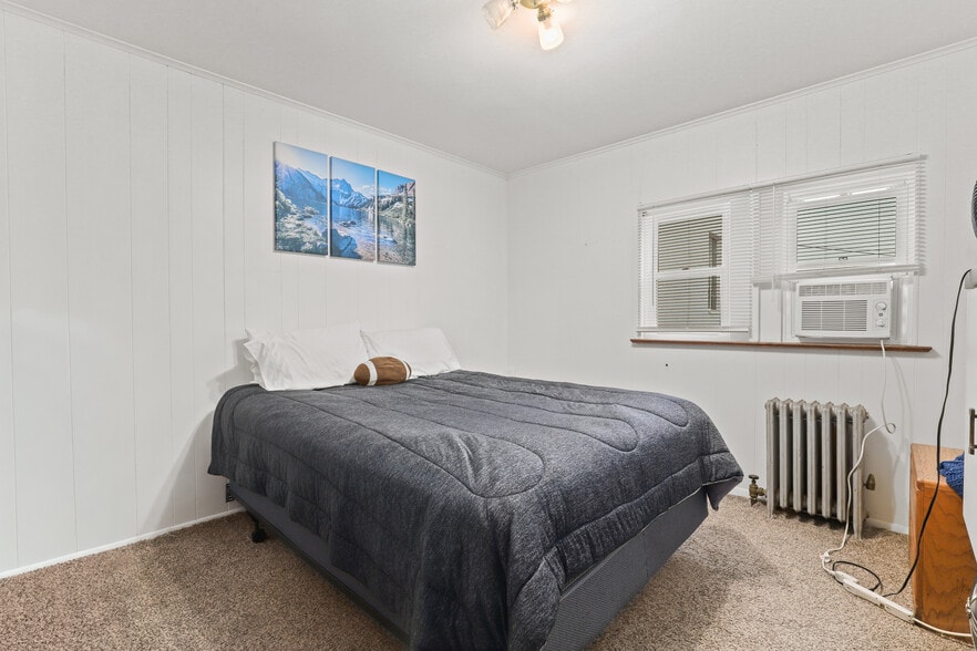 More Photos Of 441 Commerce St, Hawthorne Freestanding For Sale