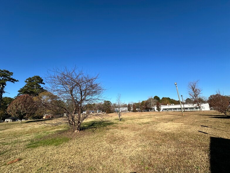 More Photos Of 504 Martin Luther King Jr Dr, Greensboro Daycare Center For Sale