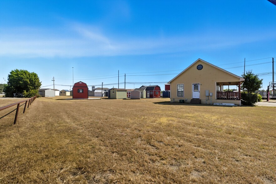 More Photos Of 15524 N Interstate 35, Austin Land For Sale