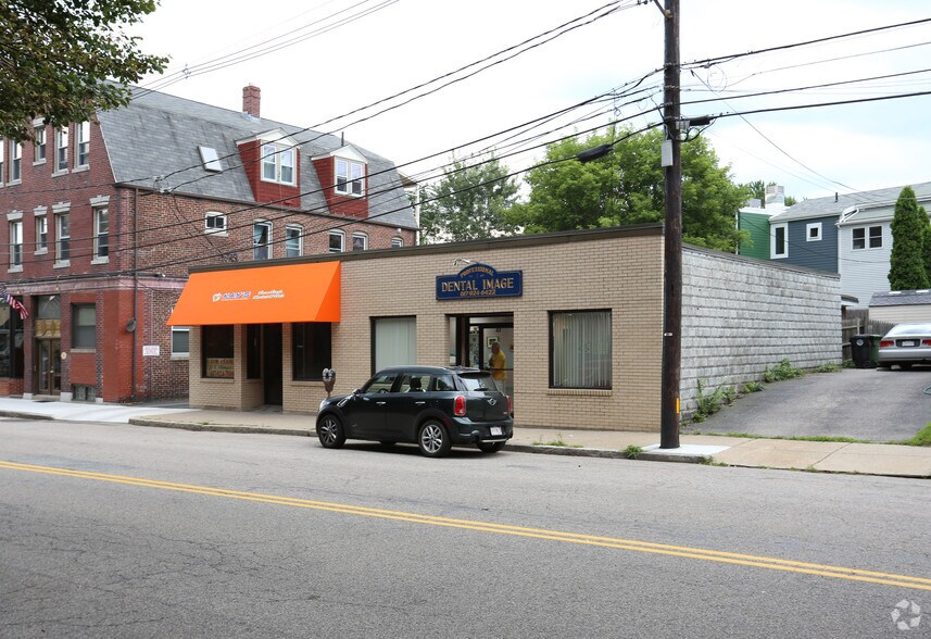 Primary Photo Of 51 Bigelow Ave, Watertown Storefront For Lease