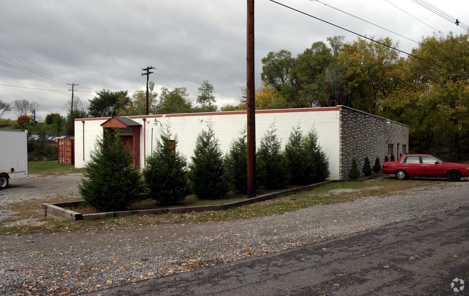 Primary Photo Of 2035 Day Rd, Hagerstown Warehouse For Lease