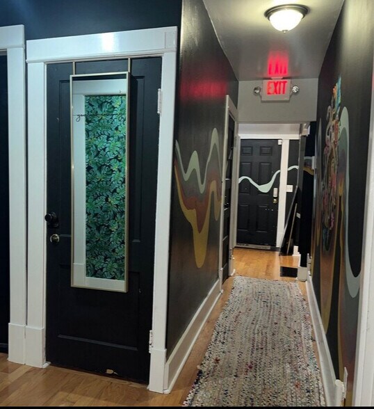 More Photos Of 917 Gallatin Ave, Nashville Freestanding For Lease