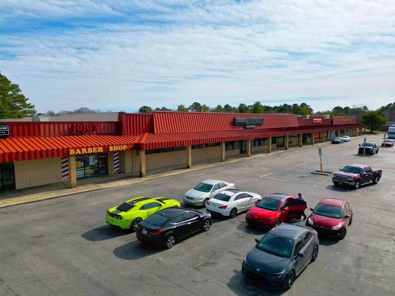 Primary Photo Of 101 S Reilly Rd, Fayetteville Freestanding For Sale