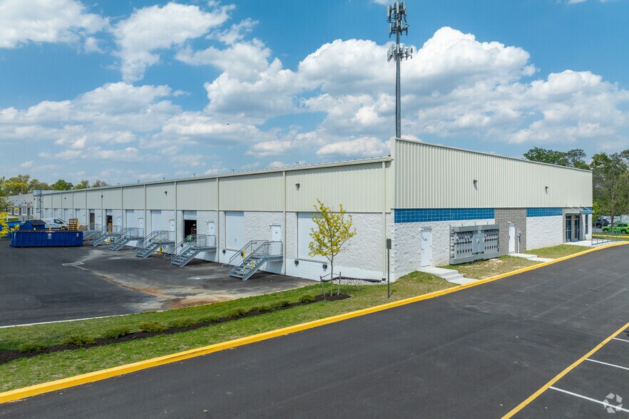 More Photos Of 200 Carson Drive, Bear Light Distribution For Lease