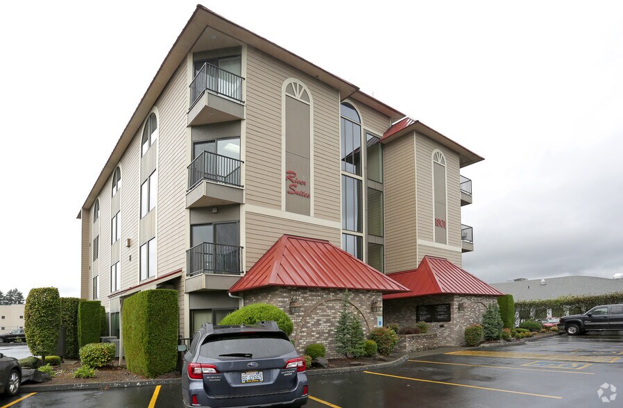 More Photos Of 1801 1st Ave, Longview Medical For Sale