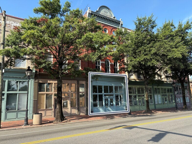 Primary Photo Of 2 S 17th St, Richmond Apartments For Lease