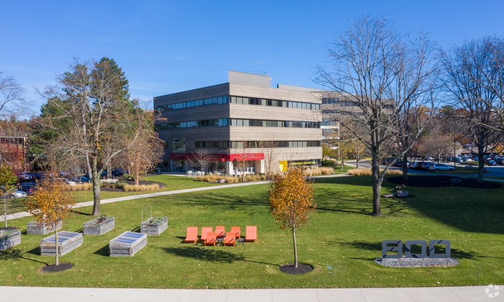 More Photos Of 800 District Ave, Burlington Office For Lease
