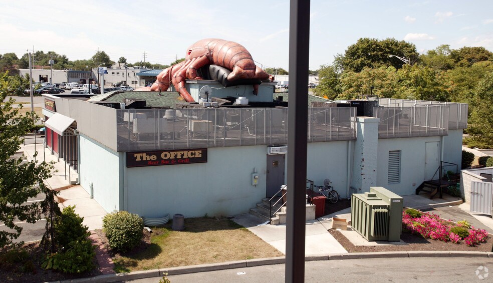 More Photos Of 100-111 State Route 35, Keyport General Retail For Lease