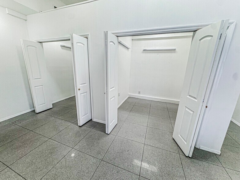 More Photos Of 3000 Avenue K, Brooklyn Storefront Retail Residential For Lease