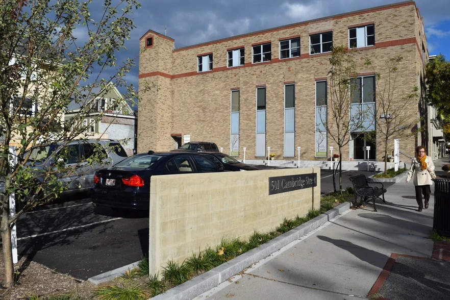 More Photos Of 501 Cambridge St, Cambridge Office For Lease