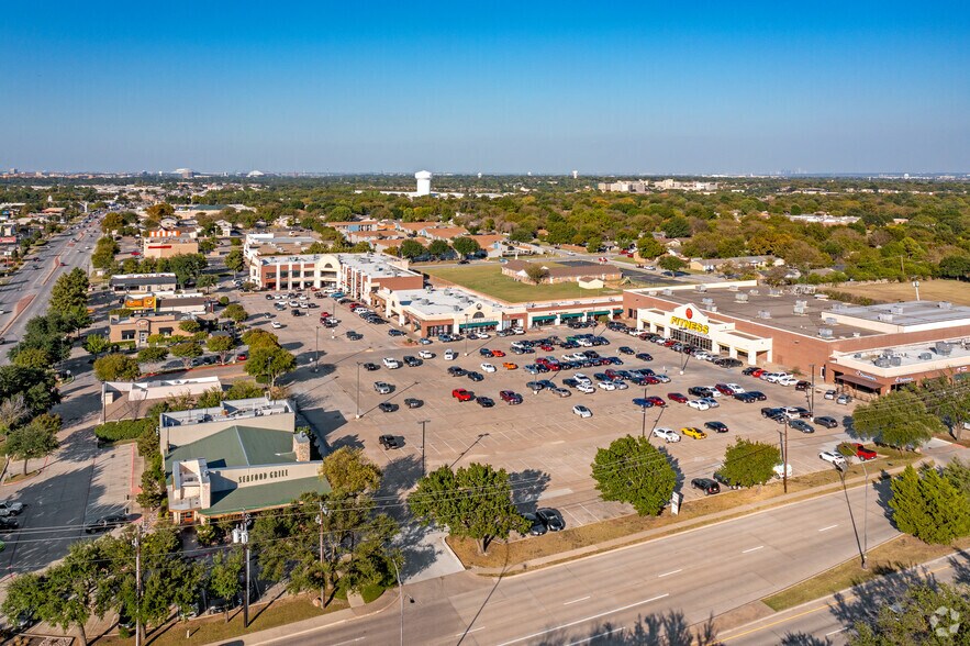 More Photos Of 3701-3775 S Cooper St, Arlington Unknown For Lease