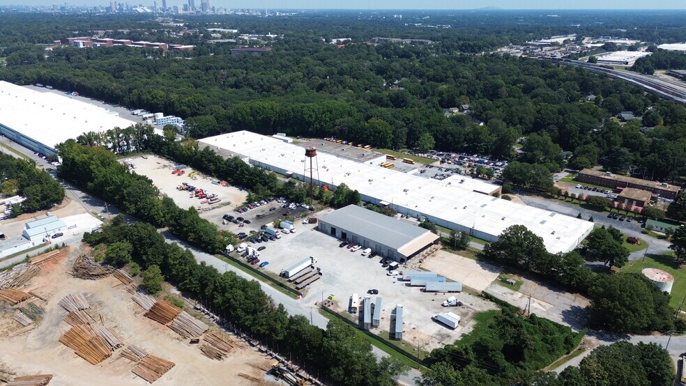 Primary Photo Of 2336 Lawrence Ave, Atlanta Truck Terminal For Lease