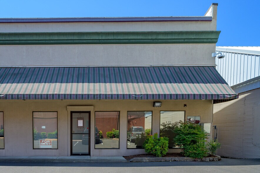 More Photos Of 119-137 NE 3rd St, Mcminnville Medical For Lease
